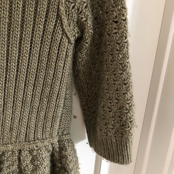 Free People ✨Host Pick ✨Beautiful Olive Green Sweater, M - Picture 5 of 6